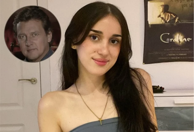 Paula Larrañaga, la hija de Carlos Larrañaga, en un montaje con su padre