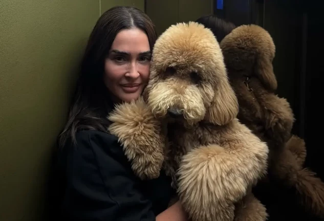 Vicky Martín Berrocal las mejores fotos con su caniche gigante10