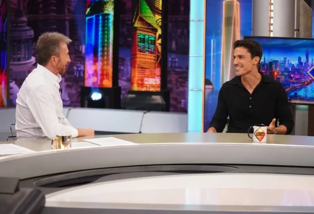 Pablo Motos y Álex González en El hormiguero