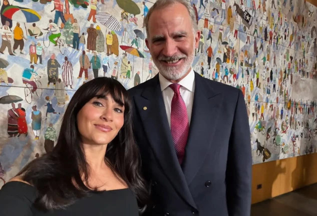 aitana selfie felipe VI rrss