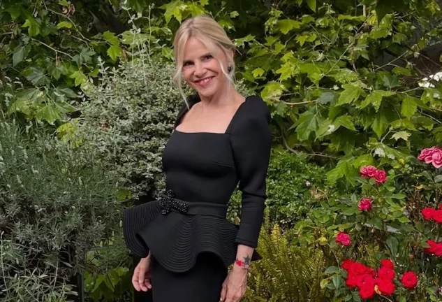 Eugenia Martínez de Irujo con un vestido negro en una imagen de redes