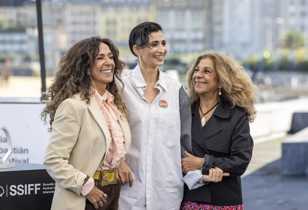 familia flores antonio