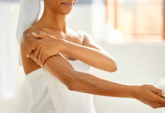 Loción corporal reafirmante + autobronceador gradual