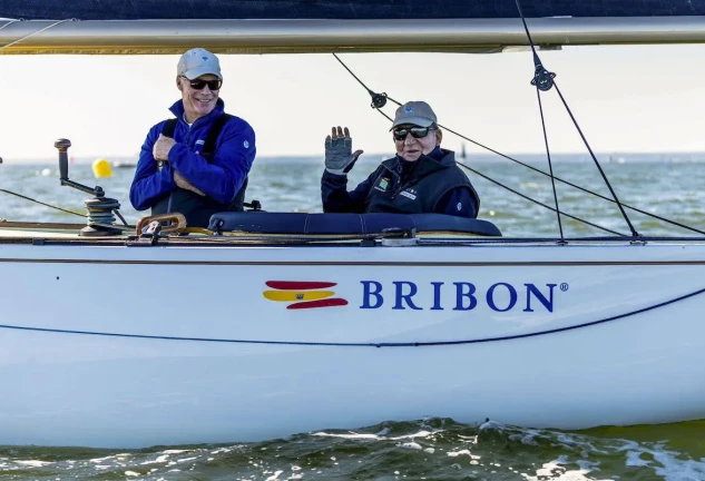 Juan Carlos repite como campeón mundial de vela a los 87 años 3
