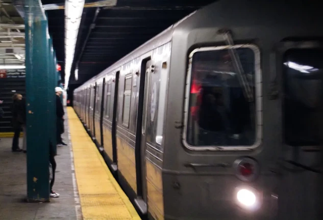 retor viral "subway surfing" 1