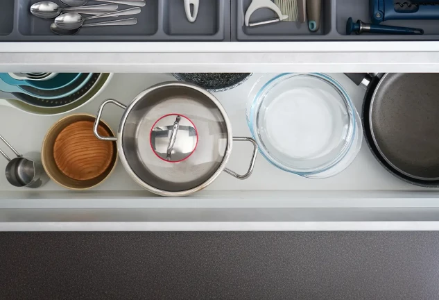 Organizador de ollas y sartenes ajustable