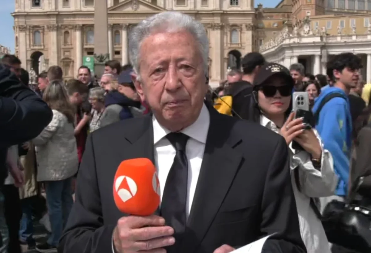 ¿Quién es Antonio Pelayo, el sacerdote y periodista corresponsal en el Vaticano?