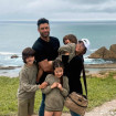 Jorge Pérez y Alicia Peña posan junto a sus hijos, Mario, Marcos y Martina (@jorgeperezdiez)