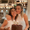 Paz Padilla abrazada a su hija, Anna Ferrer, en la fiesta de su cumpleaños.