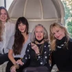 melanie griffith presume hijas stella del carmen y dakota