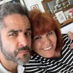 Roberto Leal y su madre, Mercedes Guillén, en una imagen de redes.