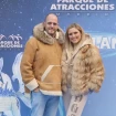 La exmodelo y su marido se declaran fanáticos de la Navidad.
