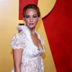 Jennifer Lawrence opta por maquillajes de lo más natural.