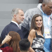 Los reyes de España Felipe VI y Letizia a su llegada a la tribuna de autoridades en la Plaza del Trocadero para asistir a la ceremonia de inauguración de los Juegos Olímpicos de París 2024, este viernes en la capital francesa. EFE/ Juanjo Martín