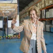 La reina Sofía visitando el Banco de Alimentos de Jaén.