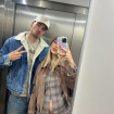 Alejandra Rubio y Carlo Costanzia reciben una emotiva visita en su casa.