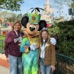 Cari Lapique en Disneyland