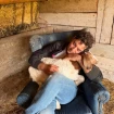 David Bisbal disfruta de un magnífico día en familia en una granja.