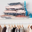 Bolsas de vacío para cambio de armario y ahorro de espacio