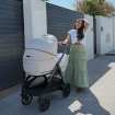 Isa Pantoja presume del carrito, la hamaca y la sillita del coche de su bebé, Cairo