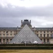 El Museo del Louvre, cerrado desde ayer.