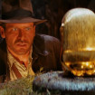 En la muestra se exhibe una réplica del traje que Harrison Ford llevó en la primera película de la saga "En busca del arca perdida".