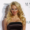 Pamela Anderson posando en la gala benéfica Global Gift celebrada en el Museo Thyssen en 2018.