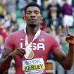 Eugene (United States), 16/07/2022.- Fred Kerley of the US celebrates after winning the men's 100m final at the World Athletics Championships Oregon22 at Hayward Field in Eugene, Oregon, USA, 16 July 2022. (Mundial de Atletismo, 100 metros, Estados Unidos) EFE/EPA/Robert Ghement