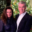 Pierce Brosnan y su mujer
