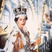 Isabel II el día de su coronación como reina de Inglaterra