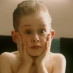 Macaulay Culkin, en una popular escena de 'Solo en casa'.