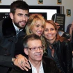 Joan Piqué junto a su mujer, su hijo Gerard y Shakira.