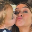 Toñi Moreno y su hija Lola en una imagen de redes