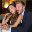 Victoria y David Beckham posando para redes sociales