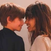 Sara Carbonero y su hijo Lucas.