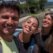 Joaquín con sus hijas Daniela y Salma, y su mujer, Susana Saborido, en su viaje a Japón