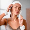 Dispositivo facial 3 en 1 con masaje, limpieza profunda y fototerapia