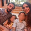 Elena Furiase con su marido Gonzalo Sierra y sus hijos