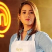 Yanin Campos, exconcursante de MasterChef México, en una imagen de redes con su delantal del programa