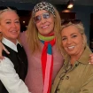 Belén Esteban, Belén Ro y Carmen Borrego en el 59 cumpleaños de la 2ª.