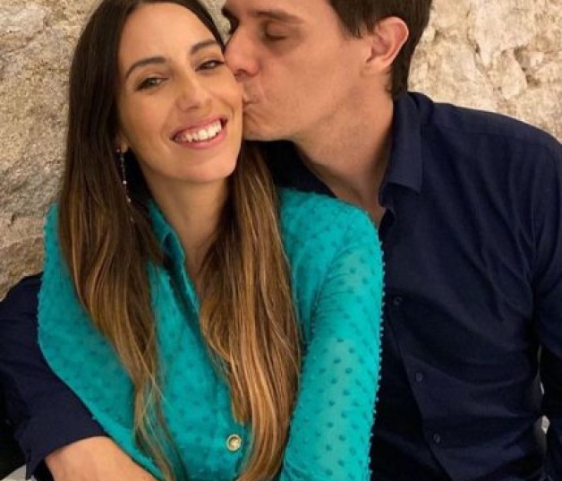 Almudena Cid y Christian Gálvez saben divertirse juntos y viven uno de los mejores momentos de su relación.