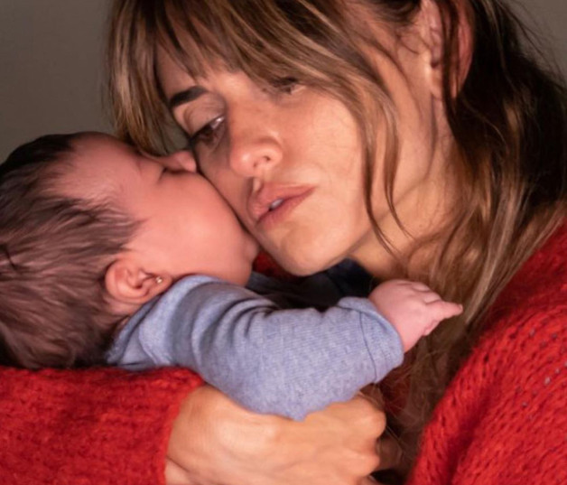 Penélope Cruz en un fotograma de "Madres paralelas".