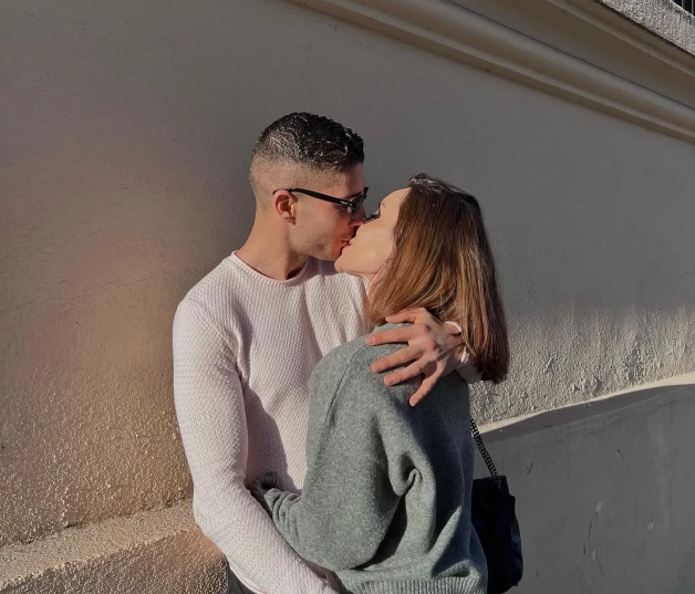 Adara Molinero y Álex Ghita, muy felices juntos.