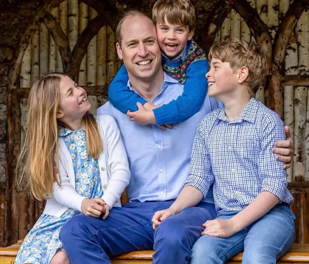 Guillermo con sus hijos.