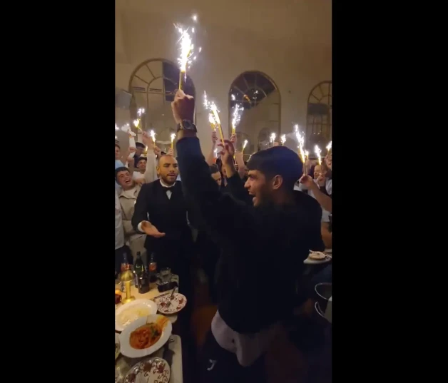 Alcaraz celebró su título de Roland Garros en el restaurante Siena Paris