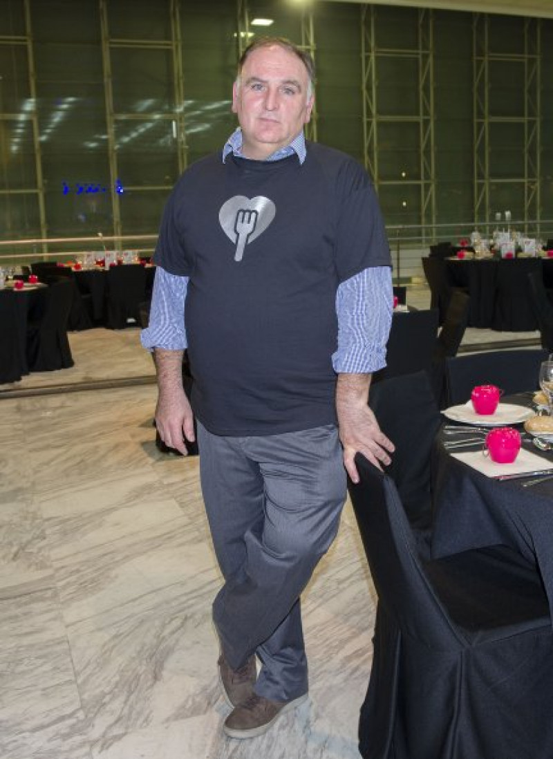 El chef ha estado en Madrid sirviendo comida para el evento solidario «Te invito a cenar