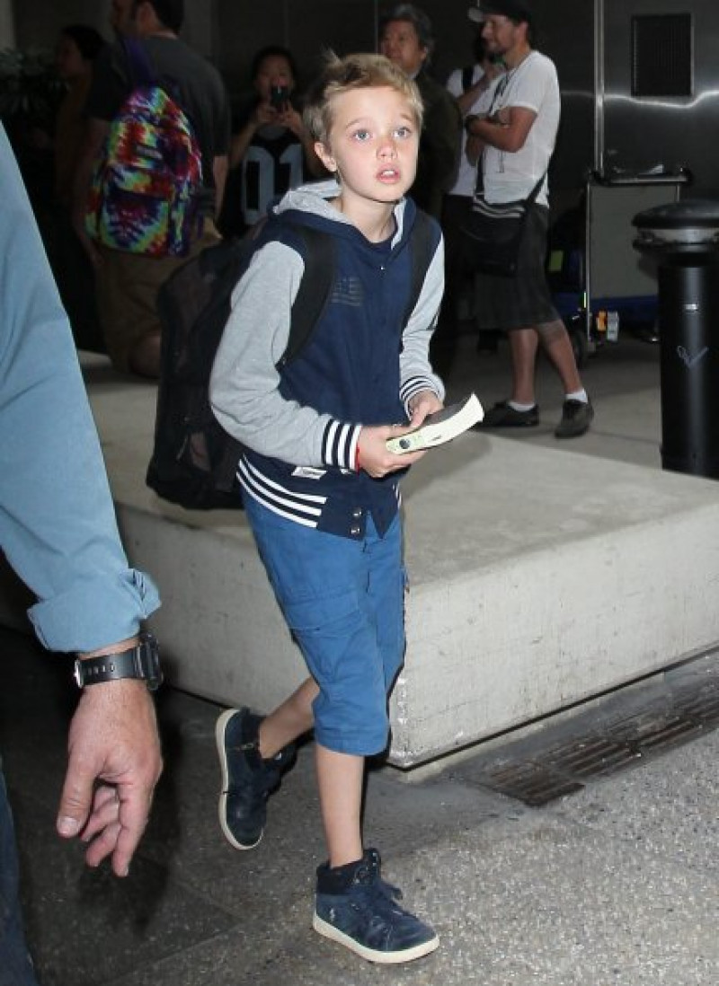 Shiloh, que prefiere que le llamen John y tiene 11 años, lleva desde los 4 vistiéndose y actuando como un niño. 