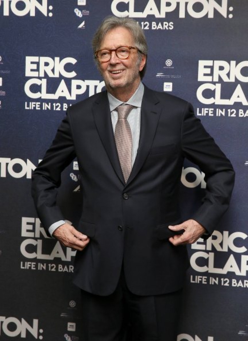 Eric Clapton presentó un documental basado en su vida en Londres.
