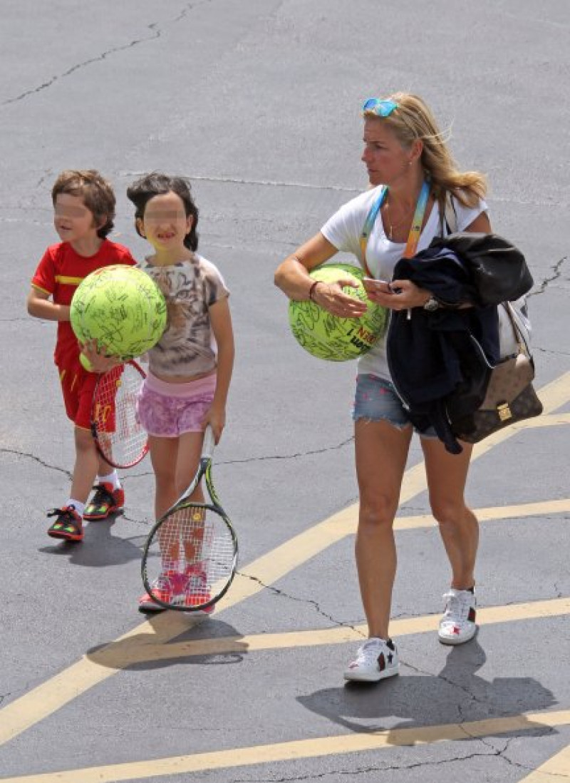 Arantxa hace lo posible para que sus hijos no se vean afectados por la situación.