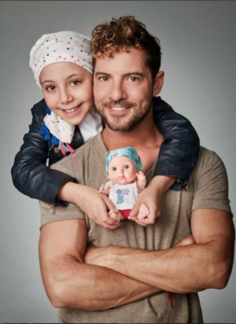 David Bisbal junto a Nayara Domínguez.